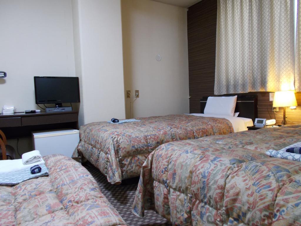 Hotel Matsuyama Hills Extérieur photo