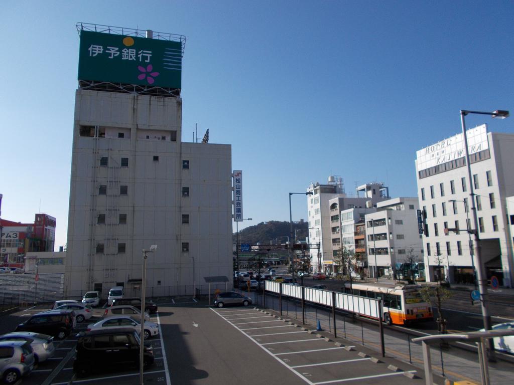 Hotel Matsuyama Hills Extérieur photo